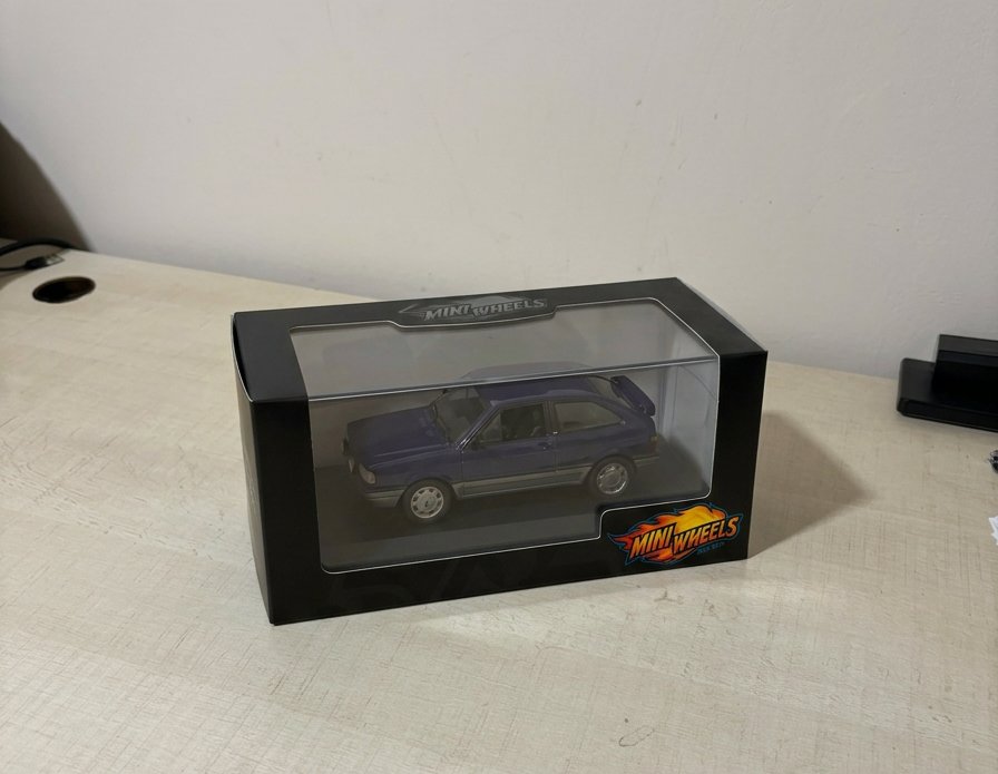 Miniatura Mini Wheels na caixa